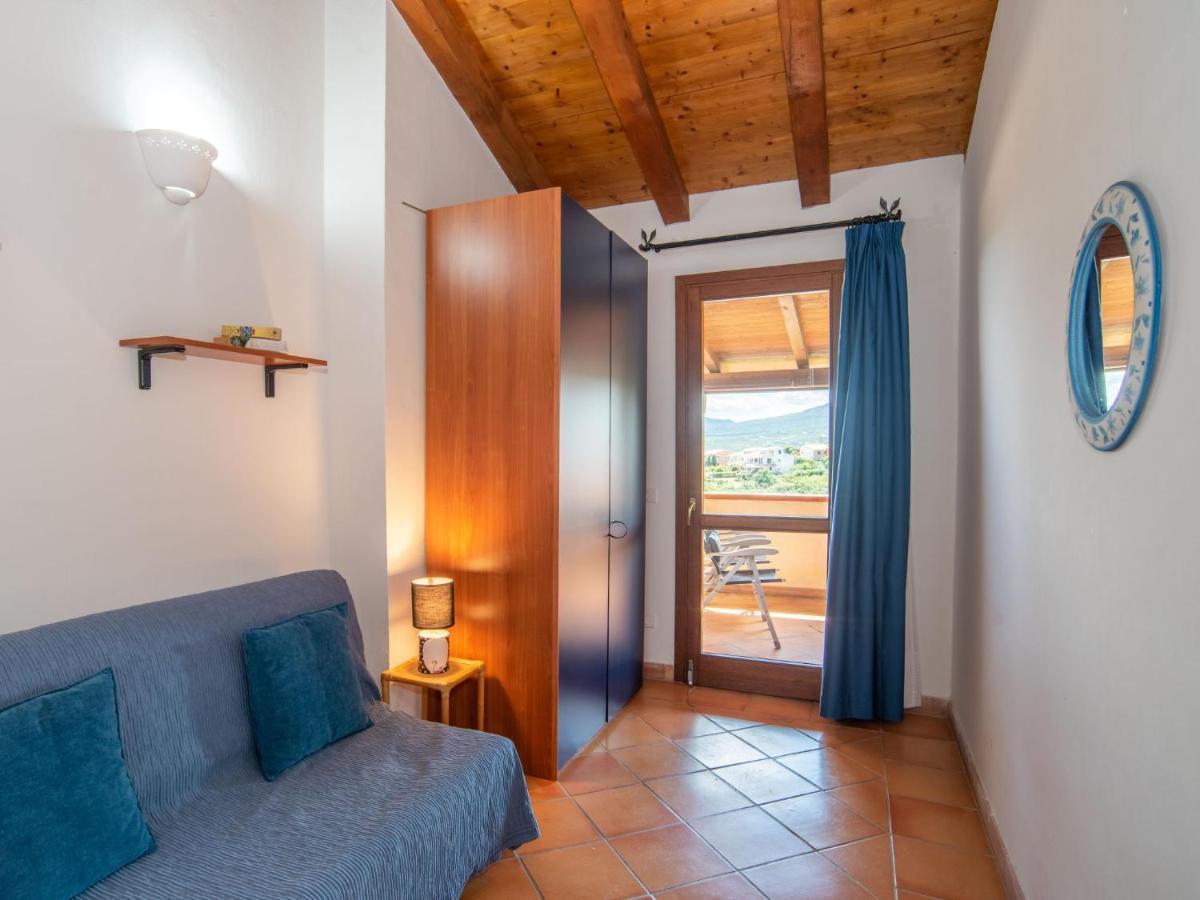 Apartment Giuly By Interhome Golfo Aranci Exterior foto